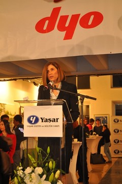 İdil Yiğitbaşı